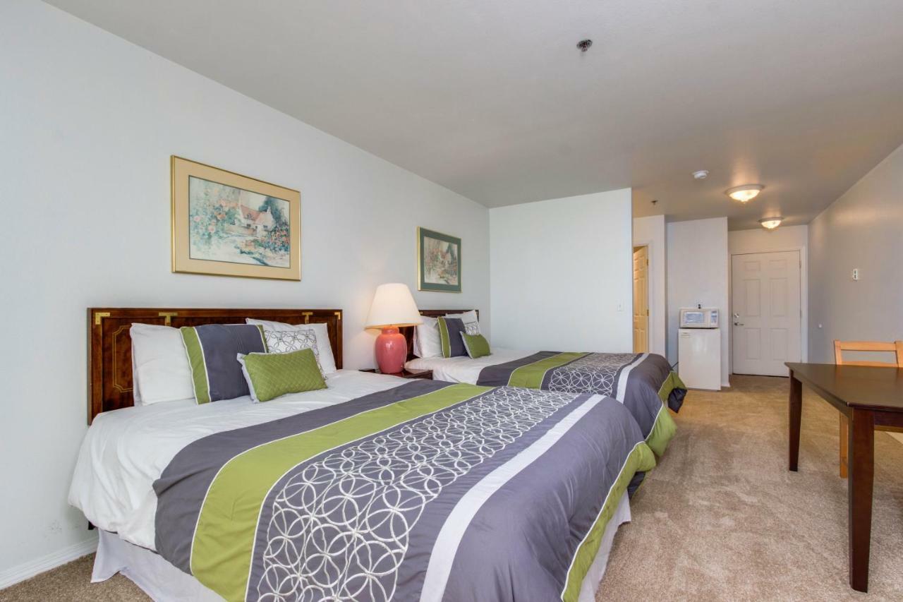 Sandstone Point Hotel Lincoln City Habitación foto