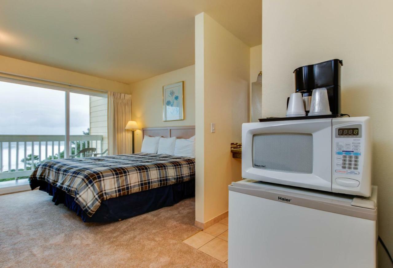 Sandstone Point Hotel Lincoln City Habitación foto