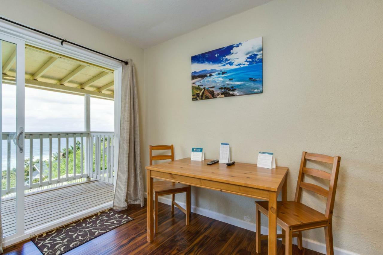 Sandstone Point Hotel Lincoln City Habitación foto
