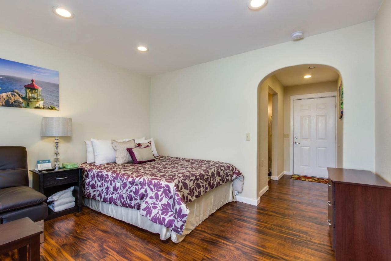 Sandstone Point Hotel Lincoln City Habitación foto