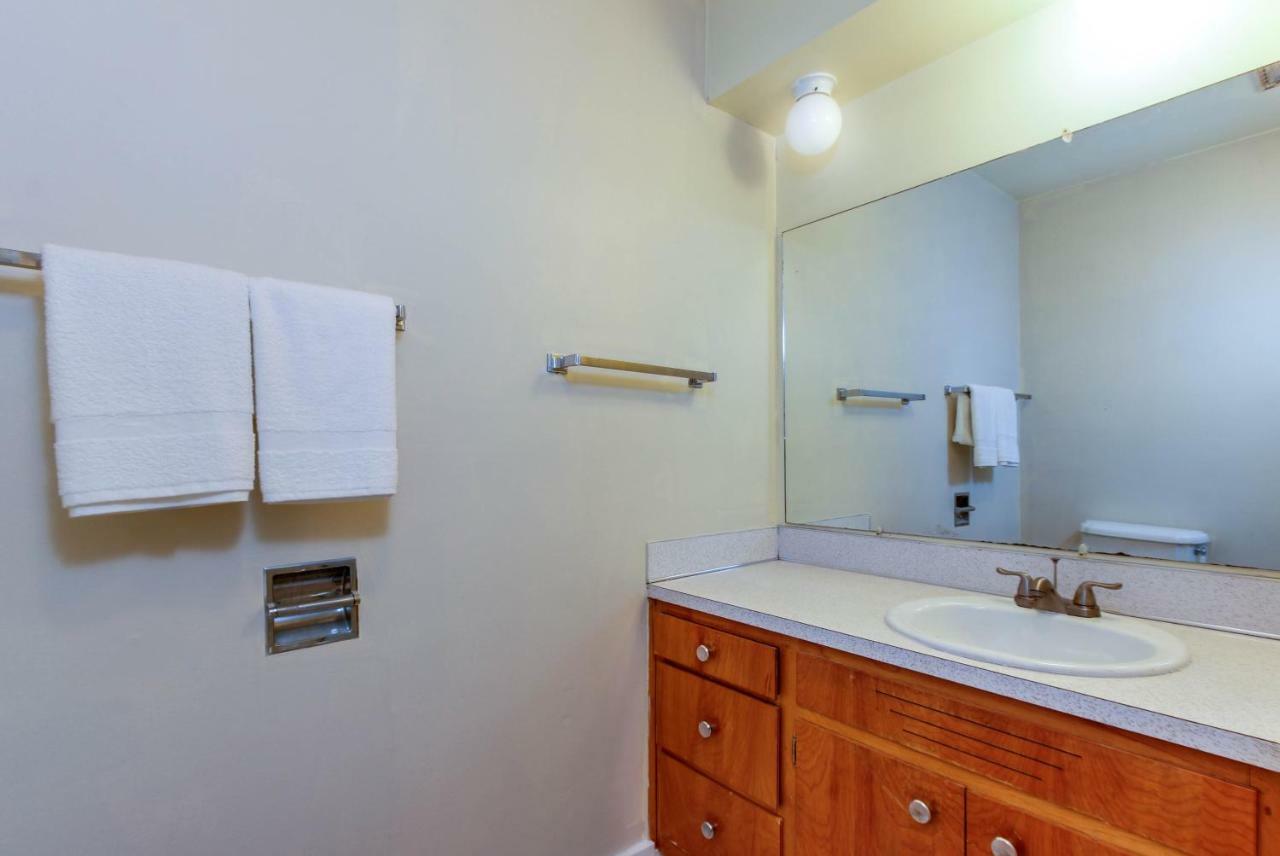 Sandstone Point Hotel Lincoln City Habitación foto
